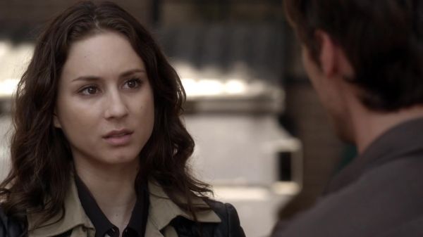 Pretty_Little_Liars_S03E18_BluRay_Rip_720p_Dual_Audio_WWW_TORRENTDOSFILMES_COM_1880.jpg