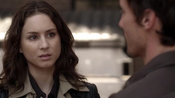 Pretty_Little_Liars_S03E18_BluRay_Rip_720p_Dual_Audio_WWW_TORRENTDOSFILMES_COM_1883.jpg