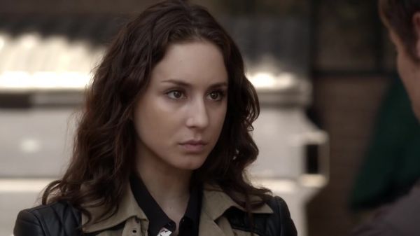 Pretty_Little_Liars_S03E18_BluRay_Rip_720p_Dual_Audio_WWW_TORRENTDOSFILMES_COM_1894.jpg