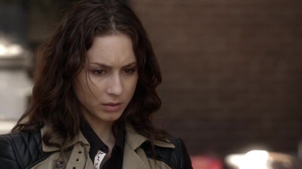 Pretty_Little_Liars_S03E18_BluRay_Rip_720p_Dual_Audio_WWW_TORRENTDOSFILMES_COM_1920.jpg