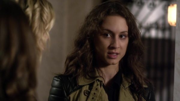 Pretty_Little_Liars_S03E18_BluRay_Rip_720p_Dual_Audio_WWW_TORRENTDOSFILMES_COM_2384.jpg