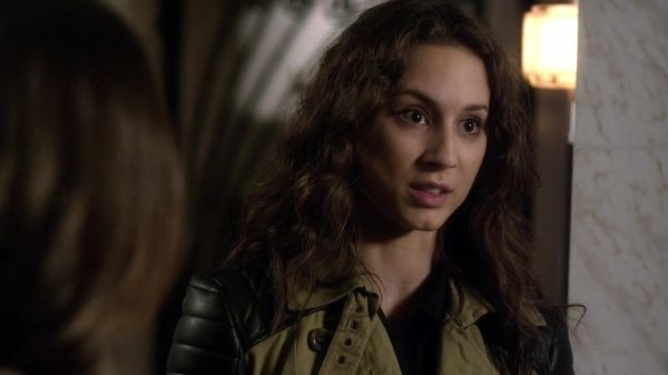 Pretty_Little_Liars_S03E18_BluRay_Rip_720p_Dual_Audio_WWW_TORRENTDOSFILMES_COM_2391.jpg