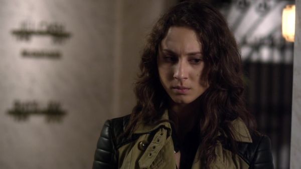 Pretty_Little_Liars_S03E18_BluRay_Rip_720p_Dual_Audio_WWW_TORRENTDOSFILMES_COM_2424.jpg