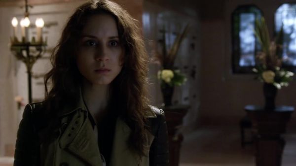 Pretty_Little_Liars_S03E18_BluRay_Rip_720p_Dual_Audio_WWW_TORRENTDOSFILMES_COM_2551.jpg