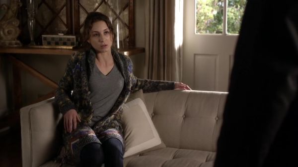 Pretty_Little_Liars_S03E19_BluRay_Rip_720p_Dual_Audio_WWW_TORRENTDOSFILMES_COM_0437.jpg