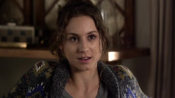 Pretty_Little_Liars_S03E19_BluRay_Rip_720p_Dual_Audio_WWW_TORRENTDOSFILMES_COM_0451.jpg