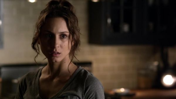 Pretty_Little_Liars_S03E19_BluRay_Rip_720p_Dual_Audio_WWW_TORRENTDOSFILMES_COM_1053.jpg
