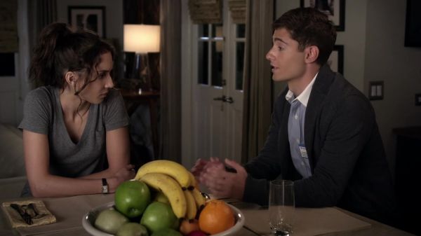 Pretty_Little_Liars_S03E19_BluRay_Rip_720p_Dual_Audio_WWW_TORRENTDOSFILMES_COM_1100.jpg