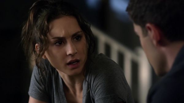 Pretty_Little_Liars_S03E19_BluRay_Rip_720p_Dual_Audio_WWW_TORRENTDOSFILMES_COM_1107.jpg
