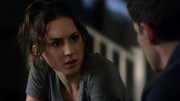 Pretty_Little_Liars_S03E19_BluRay_Rip_720p_Dual_Audio_WWW_TORRENTDOSFILMES_COM_1110.jpg