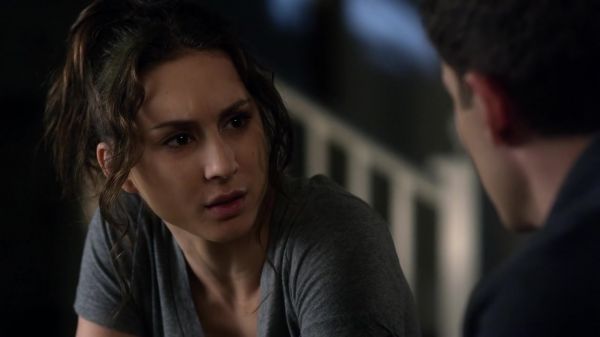 Pretty_Little_Liars_S03E19_BluRay_Rip_720p_Dual_Audio_WWW_TORRENTDOSFILMES_COM_1113.jpg