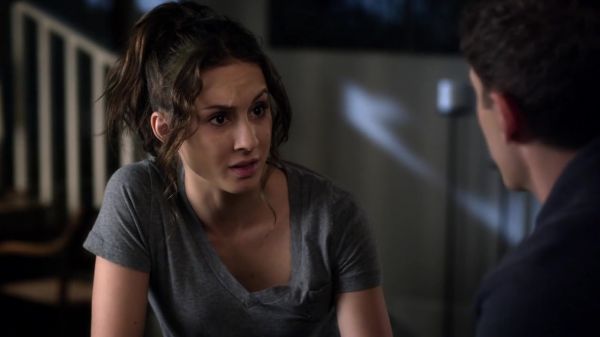 Pretty_Little_Liars_S03E19_BluRay_Rip_720p_Dual_Audio_WWW_TORRENTDOSFILMES_COM_1119.jpg