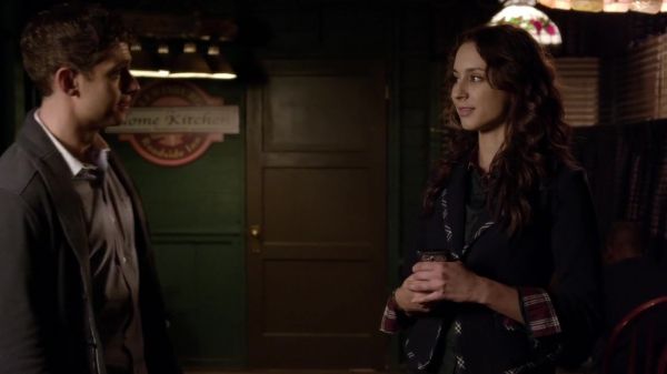Pretty_Little_Liars_S03E19_BluRay_Rip_720p_Dual_Audio_WWW_TORRENTDOSFILMES_COM_1800.jpg