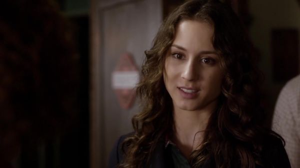 Pretty_Little_Liars_S03E19_BluRay_Rip_720p_Dual_Audio_WWW_TORRENTDOSFILMES_COM_1840.jpg