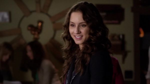Pretty_Little_Liars_S03E19_BluRay_Rip_720p_Dual_Audio_WWW_TORRENTDOSFILMES_COM_1843.jpg