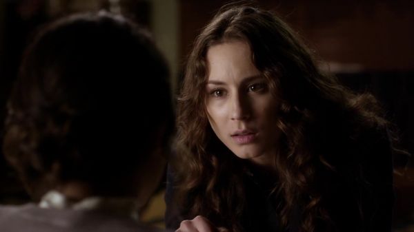 Pretty_Little_Liars_S03E19_BluRay_Rip_720p_Dual_Audio_WWW_TORRENTDOSFILMES_COM_1871.jpg