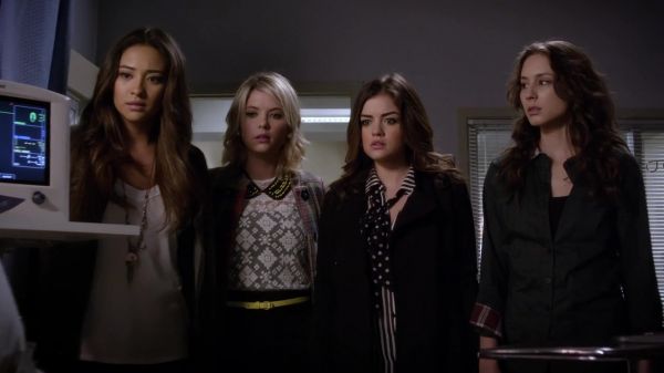 Pretty_Little_Liars_S03E19_BluRay_Rip_720p_Dual_Audio_WWW_TORRENTDOSFILMES_COM_2590.jpg