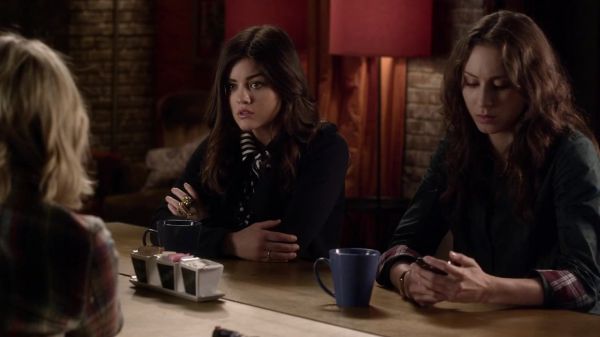 Pretty_Little_Liars_S03E20_BluRay_Rip_720p_Dual_Audio_WWW_TORRENTDOSFILMES_COM_0108.jpg