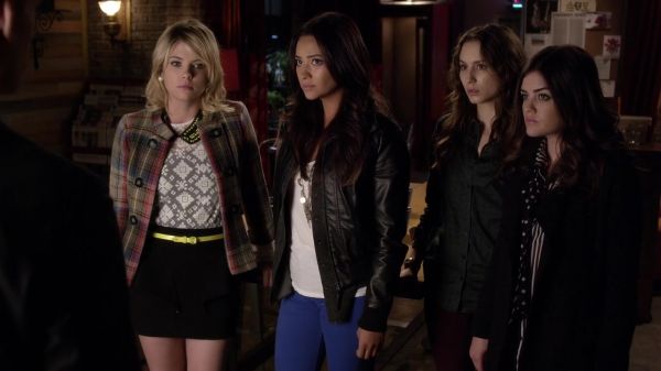 Pretty_Little_Liars_S03E20_BluRay_Rip_720p_Dual_Audio_WWW_TORRENTDOSFILMES_COM_0211.jpg