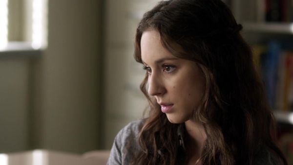 Pretty_Little_Liars_S03E20_BluRay_Rip_720p_Dual_Audio_WWW_TORRENTDOSFILMES_COM_0796.jpg