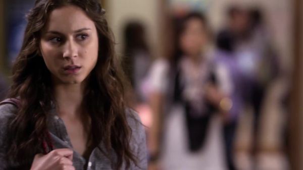 Pretty_Little_Liars_S03E20_BluRay_Rip_720p_Dual_Audio_WWW_TORRENTDOSFILMES_COM_0897.jpg