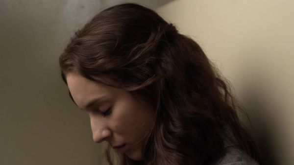 Pretty_Little_Liars_S03E20_BluRay_Rip_720p_Dual_Audio_WWW_TORRENTDOSFILMES_COM_0949.jpg