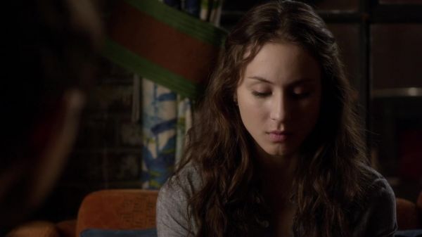 Pretty_Little_Liars_S03E20_BluRay_Rip_720p_Dual_Audio_WWW_TORRENTDOSFILMES_COM_1464.jpg