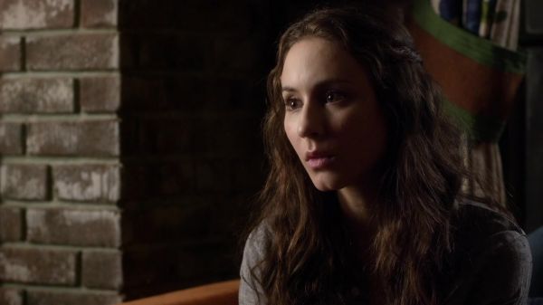 Pretty_Little_Liars_S03E20_BluRay_Rip_720p_Dual_Audio_WWW_TORRENTDOSFILMES_COM_1486.jpg