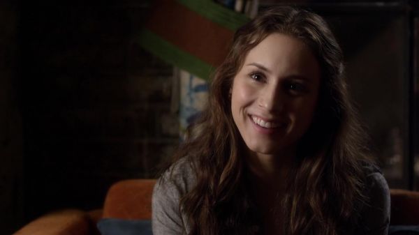 Pretty_Little_Liars_S03E20_BluRay_Rip_720p_Dual_Audio_WWW_TORRENTDOSFILMES_COM_1520.jpg