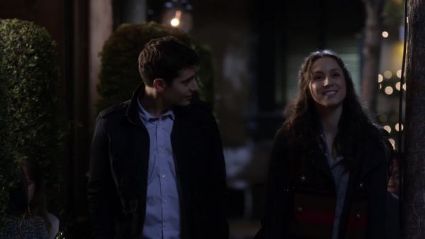 Pretty_Little_Liars_S03E20_BluRay_Rip_720p_Dual_Audio_WWW_TORRENTDOSFILMES_COM_1599.jpg