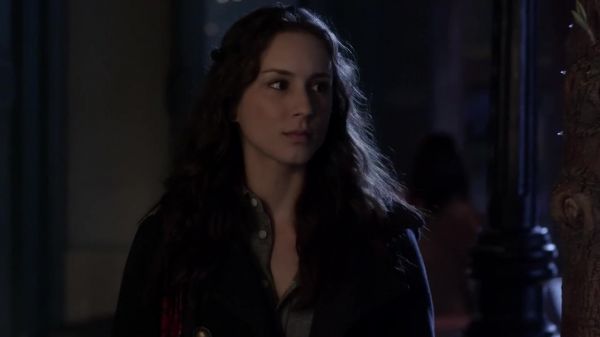 Pretty_Little_Liars_S03E20_BluRay_Rip_720p_Dual_Audio_WWW_TORRENTDOSFILMES_COM_1842.jpg