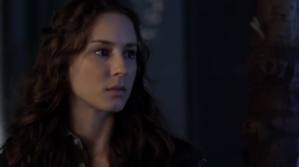 Pretty_Little_Liars_S03E20_BluRay_Rip_720p_Dual_Audio_WWW_TORRENTDOSFILMES_COM_1846.jpg