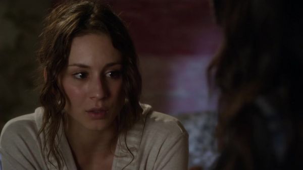 Pretty_Little_Liars_S03E21_BluRay_Rip_720p_Dual_Audio_WWW_TORRENTDOSFILMES_COM_0070.jpg