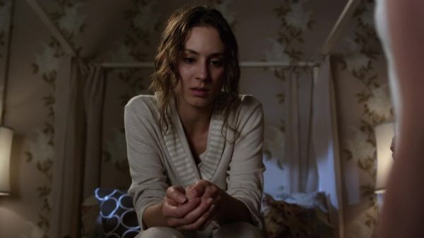Pretty_Little_Liars_S03E21_BluRay_Rip_720p_Dual_Audio_WWW_TORRENTDOSFILMES_COM_0239.jpg