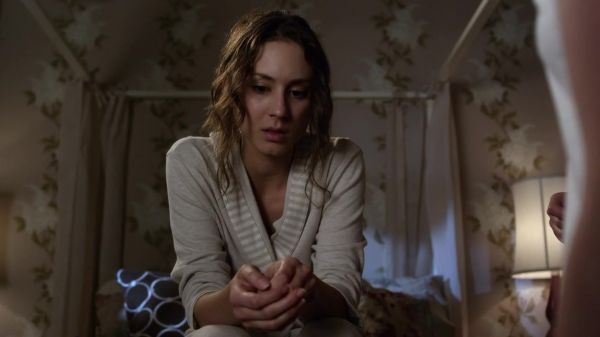 Pretty_Little_Liars_S03E21_BluRay_Rip_720p_Dual_Audio_WWW_TORRENTDOSFILMES_COM_0240.jpg