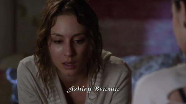 Pretty_Little_Liars_S03E21_BluRay_Rip_720p_Dual_Audio_WWW_TORRENTDOSFILMES_COM_0245.jpg