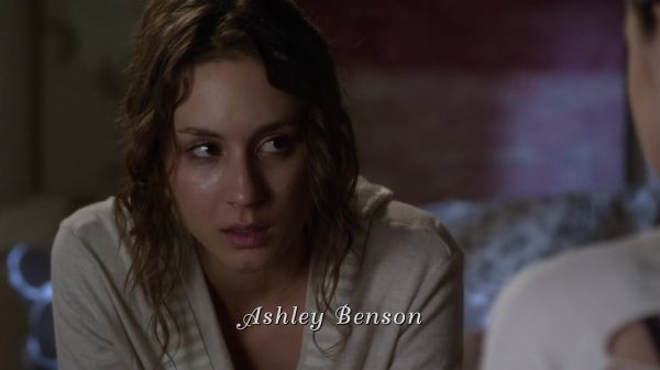 Pretty_Little_Liars_S03E21_BluRay_Rip_720p_Dual_Audio_WWW_TORRENTDOSFILMES_COM_0246.jpg