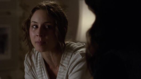 Pretty_Little_Liars_S03E21_BluRay_Rip_720p_Dual_Audio_WWW_TORRENTDOSFILMES_COM_0276.jpg