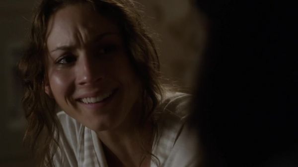 Pretty_Little_Liars_S03E21_BluRay_Rip_720p_Dual_Audio_WWW_TORRENTDOSFILMES_COM_0282.jpg