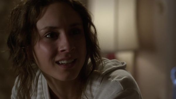 Pretty_Little_Liars_S03E21_BluRay_Rip_720p_Dual_Audio_WWW_TORRENTDOSFILMES_COM_0291.jpg