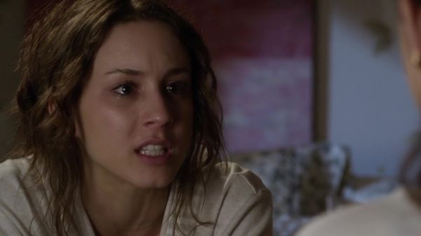 Pretty_Little_Liars_S03E21_BluRay_Rip_720p_Dual_Audio_WWW_TORRENTDOSFILMES_COM_0304.jpg
