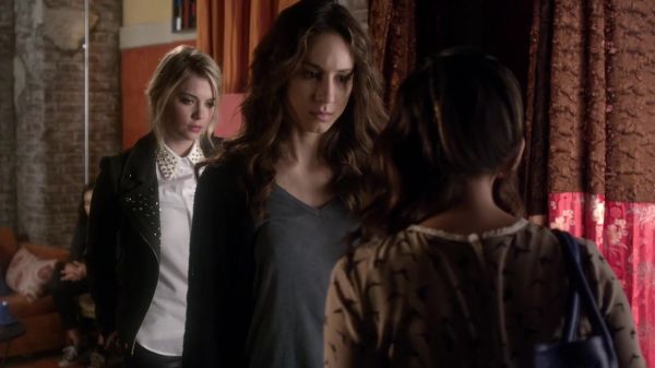 Pretty_Little_Liars_S03E21_BluRay_Rip_720p_Dual_Audio_WWW_TORRENTDOSFILMES_COM_0858.jpg