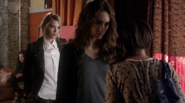 Pretty_Little_Liars_S03E21_BluRay_Rip_720p_Dual_Audio_WWW_TORRENTDOSFILMES_COM_0860.jpg