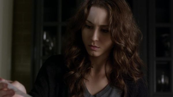 Pretty_Little_Liars_S03E21_BluRay_Rip_720p_Dual_Audio_WWW_TORRENTDOSFILMES_COM_1043.jpg