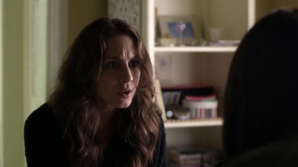 Pretty_Little_Liars_S03E21_BluRay_Rip_720p_Dual_Audio_WWW_TORRENTDOSFILMES_COM_1136.jpg