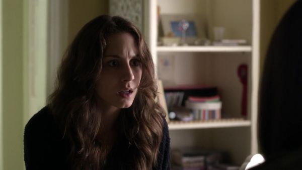 Pretty_Little_Liars_S03E21_BluRay_Rip_720p_Dual_Audio_WWW_TORRENTDOSFILMES_COM_1137.jpg