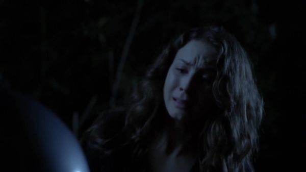 Pretty_Little_Liars_S03E21_BluRay_Rip_720p_Dual_Audio_WWW_TORRENTDOSFILMES_COM_1791.jpg
