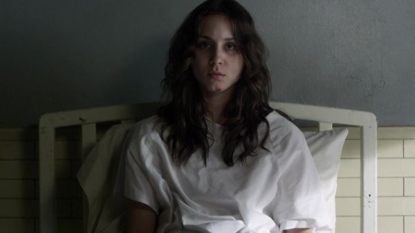 Pretty_Little_Liars_S03E21_BluRay_Rip_720p_Dual_Audio_WWW_TORRENTDOSFILMES_COM_2577.jpg