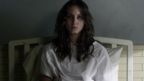 Pretty_Little_Liars_S03E21_BluRay_Rip_720p_Dual_Audio_WWW_TORRENTDOSFILMES_COM_2579.jpg