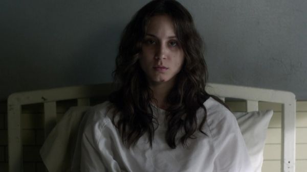 Pretty_Little_Liars_S03E21_BluRay_Rip_720p_Dual_Audio_WWW_TORRENTDOSFILMES_COM_2582.jpg
